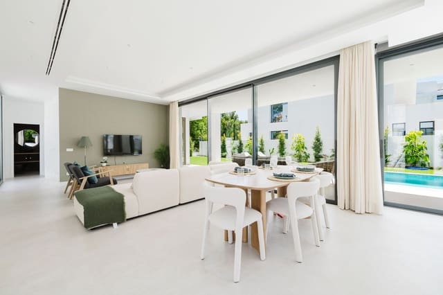 6 slaapkamer Villa te koop in Marbella met zwembad garage - € 2.100.000 (Ref: 9875656)