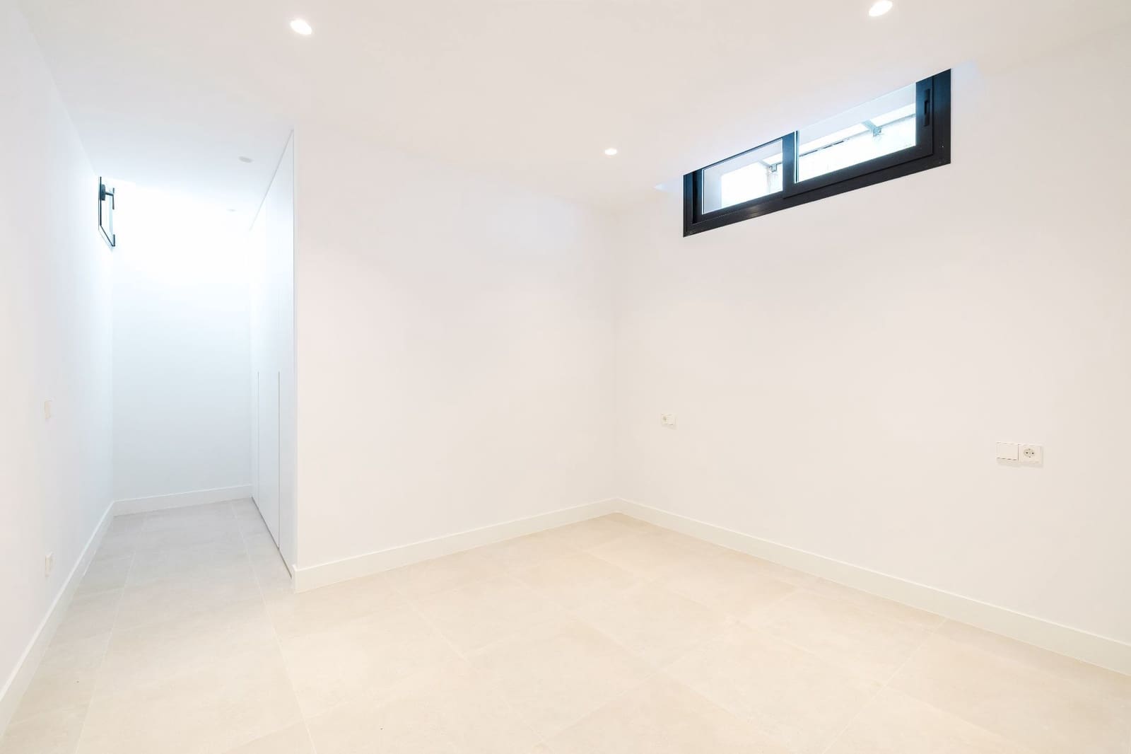 6 slaapkamer Villa te koop in Marbella met zwembad garage - € 2.100.000 (Ref: 9875656)