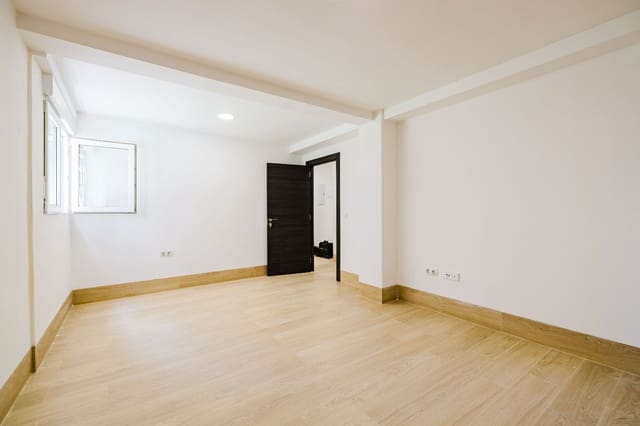 3 slaapkamer Flat te koop in Málaga stad - € 572.000 (Ref: 9877883)