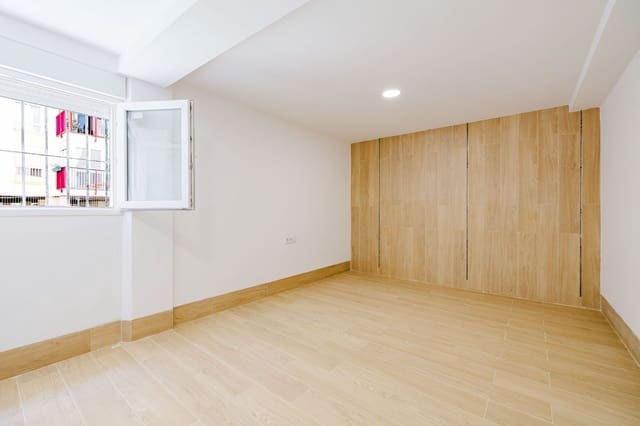 3 slaapkamer Flat te koop in Málaga stad - € 572.000 (Ref: 9877883)