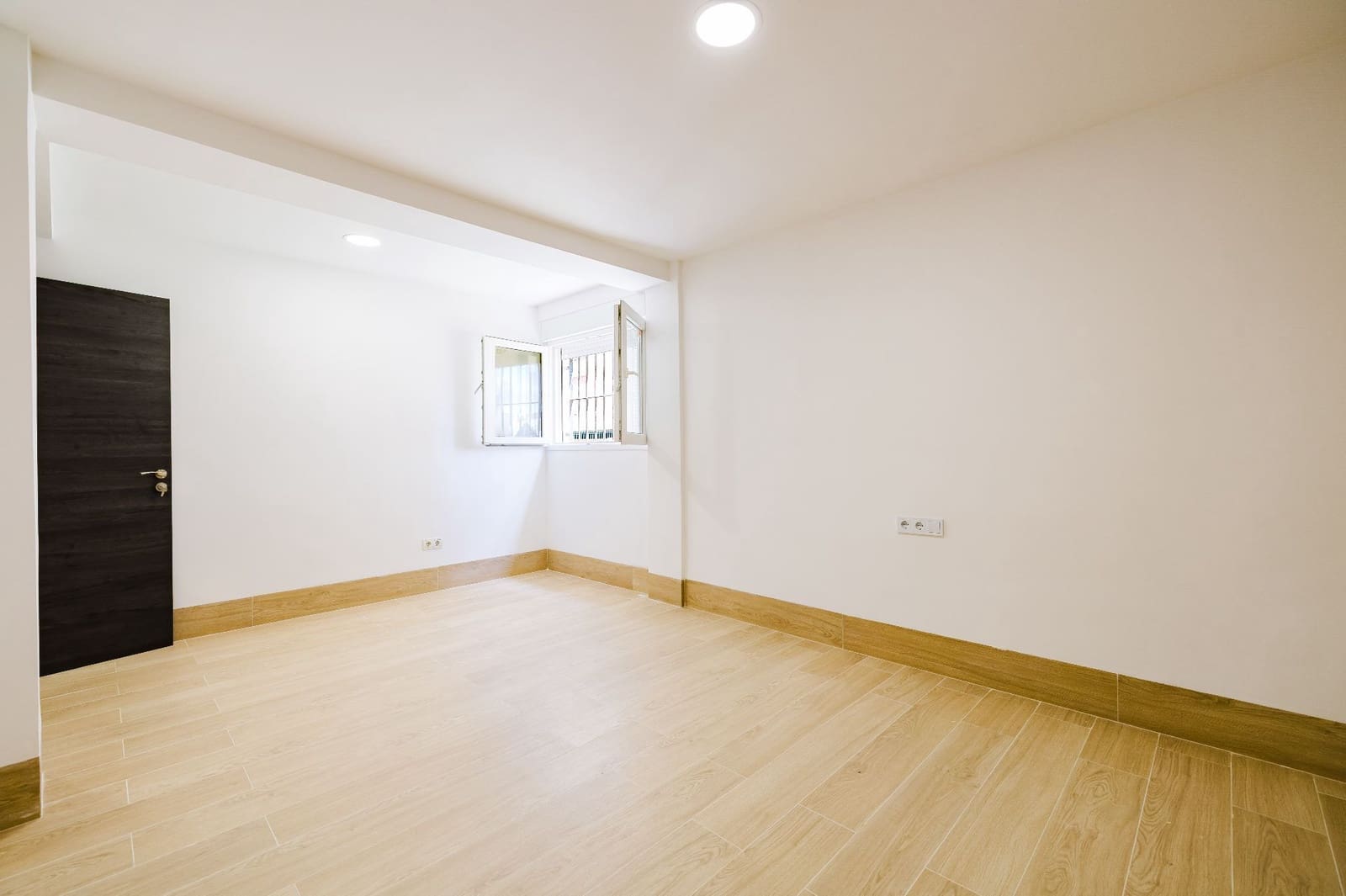 3 slaapkamer Flat te koop in Malaga stad - € 572.000 (Ref: 9877883)