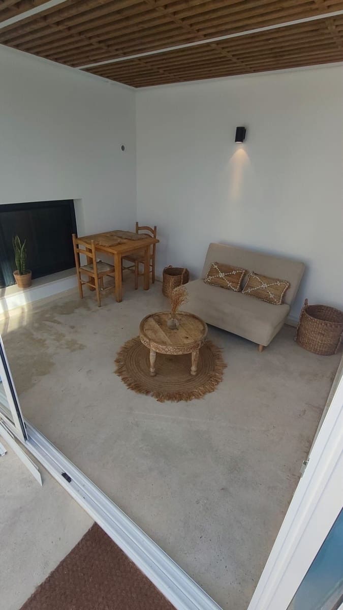 Flat for sale in Ibiza / Eivissa town with pool - € 350,000 (Ref: 9880557)