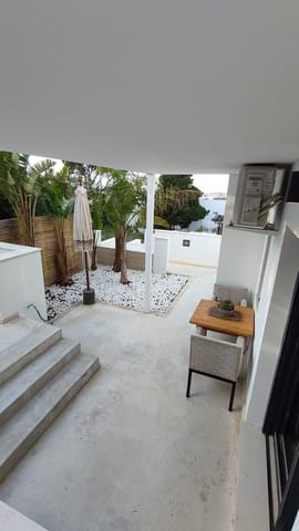 Lejlighed til salg i Ibiza by med swimmingpool - € 350.000 (Ref: 9880557)