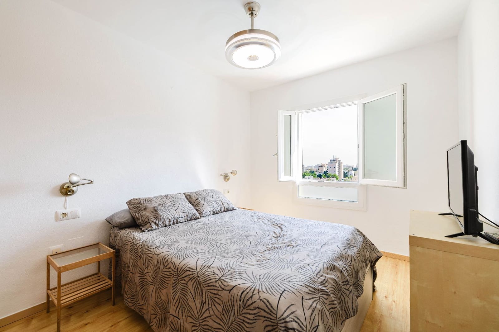 3 slaapkamer Flat te koop in Torremolinos met zwembad - € 380.000 (Ref: 9884005)