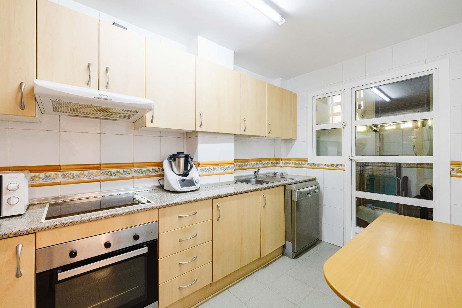 3 slaapkamer Flat te koop in Torremolinos met zwembad - € 380.000 (Ref: 9884005)