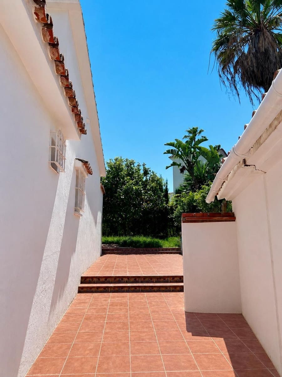 3 Zimmer Doppelhaus zu verkaufen in Marbella - 1.300.000 € (Ref: 9889724)