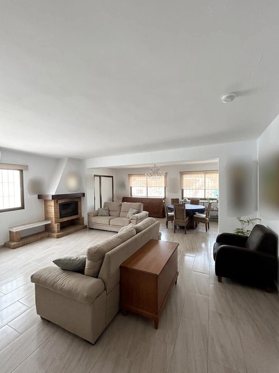 3 Zimmer Doppelhaus zu verkaufen in Marbella - 1.300.000 € (Ref: 9889724)