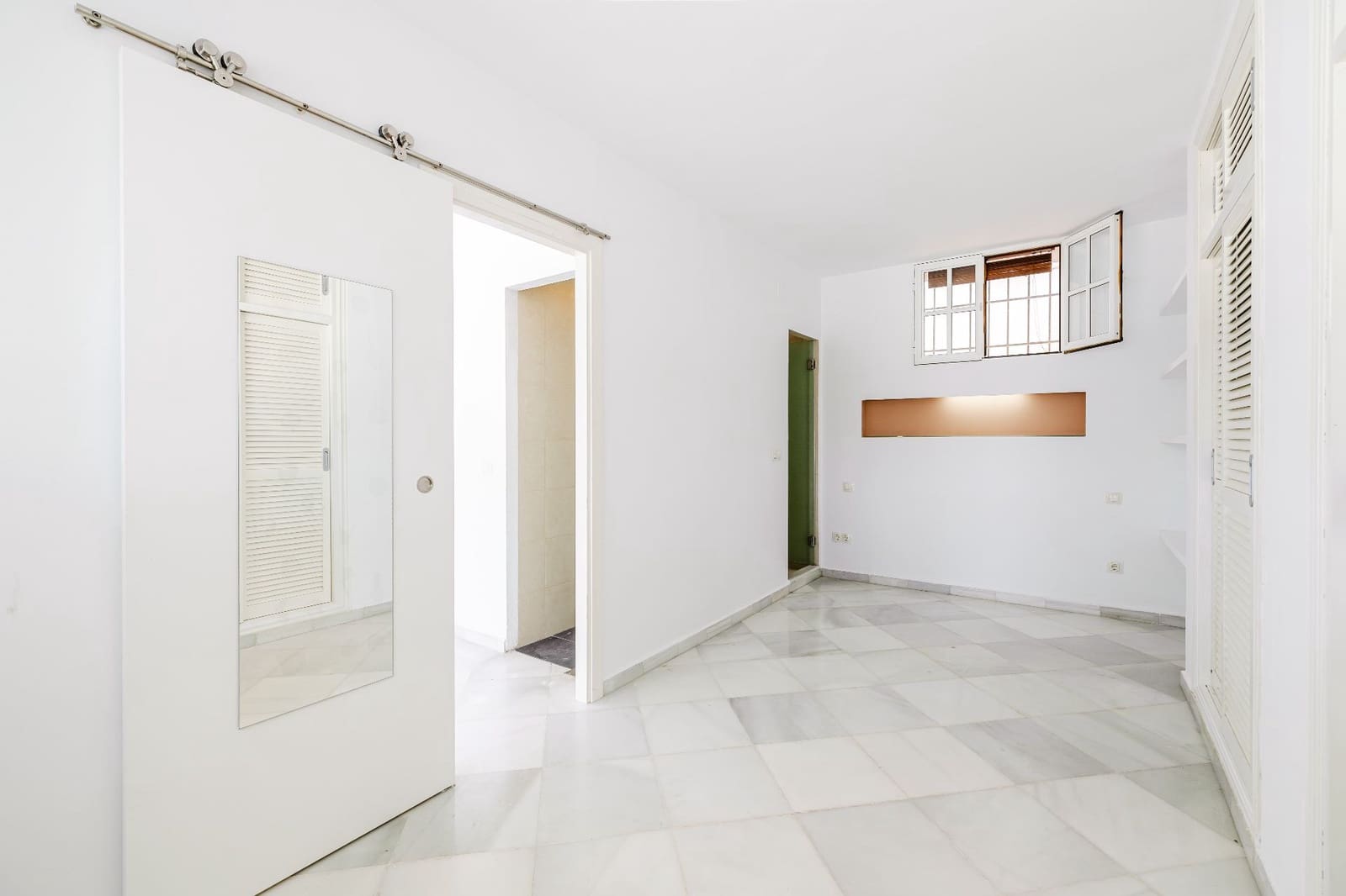 Piso de 1 habitación en Málaga ciudad en venta con piscina - 320.000 € (Ref: 9889725)