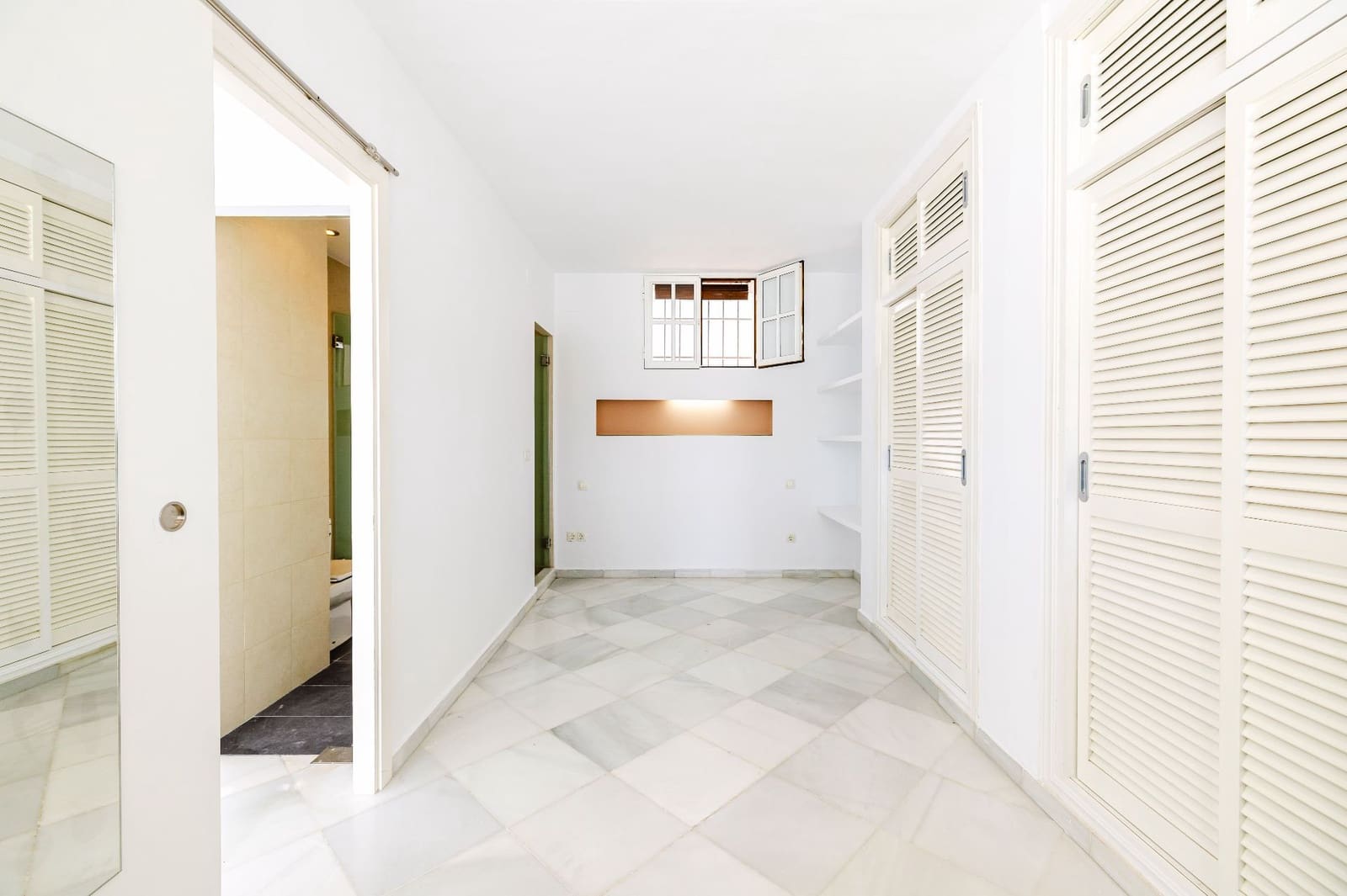 Piso de 1 habitación en Málaga ciudad en venta con piscina - 320.000 € (Ref: 9889725)