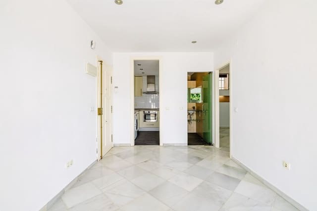1 chambre Appartement à vendre à Cerrado de Calderon, Malaga ville avec piscine - 320 000 € (Ref: 9889725)