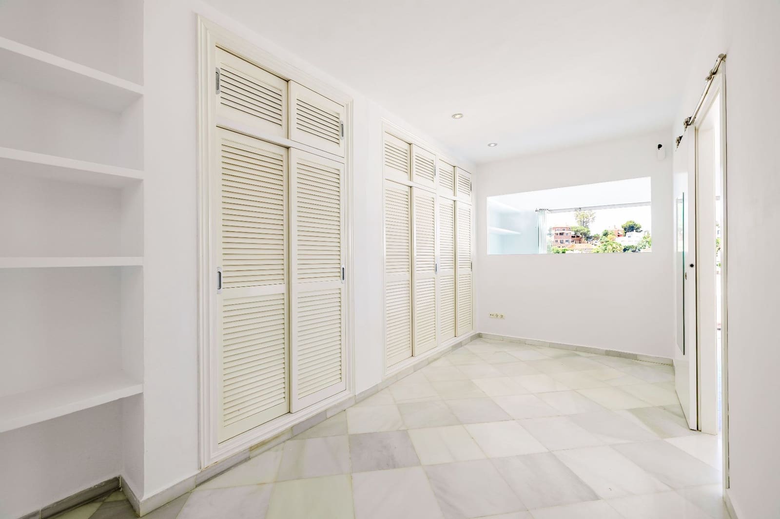 Piso de 1 habitación en Málaga ciudad en venta con piscina - 320.000 € (Ref: 9889725)