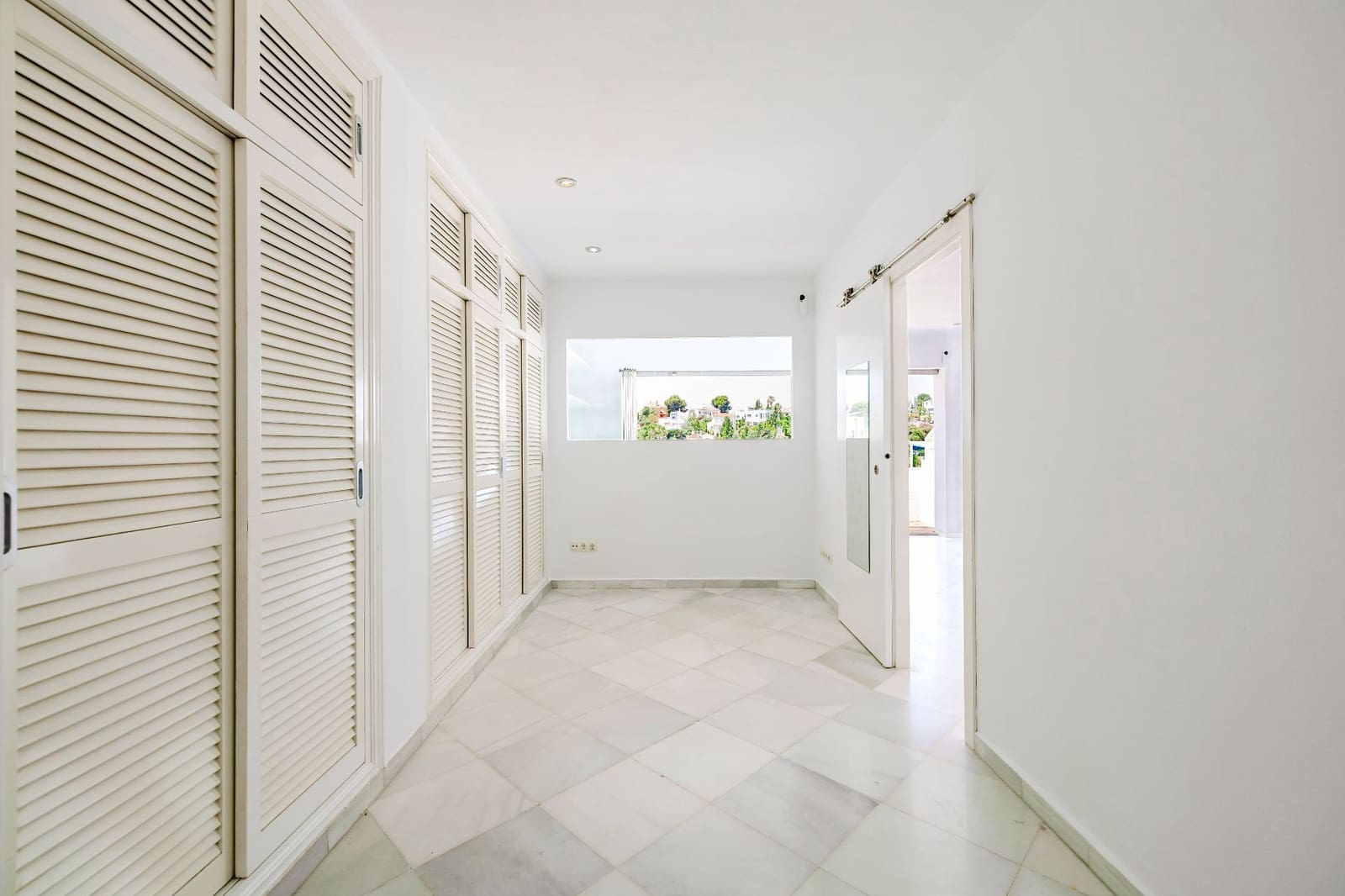 Piso de 1 habitación en Málaga ciudad en venta con piscina - 320.000 € (Ref: 9889725)