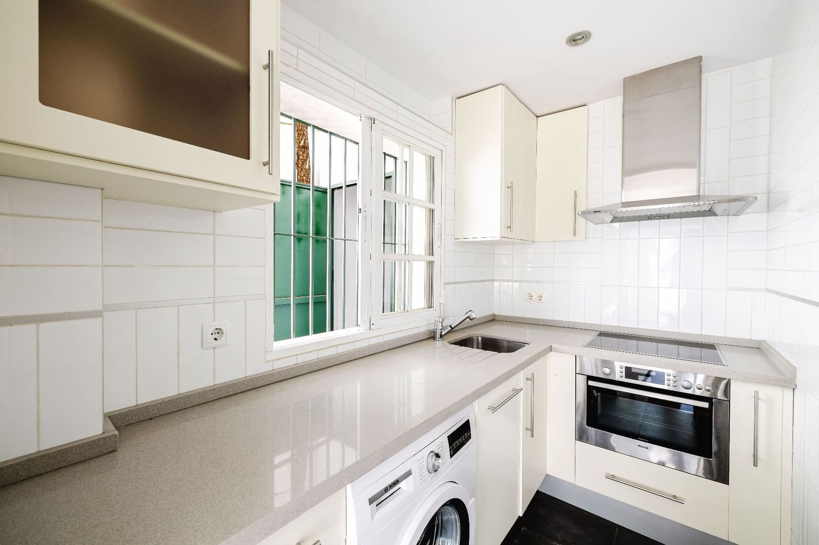 Piso de 1 habitación en Málaga ciudad en venta con piscina - 320.000 € (Ref: 9889725)