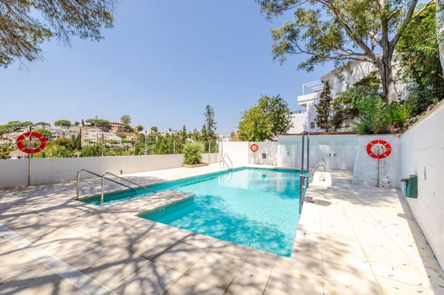 1 chambre Appartement à vendre à Cerrado de Calderon, Malaga ville avec piscine - 320 000 € (Ref: 9889725)