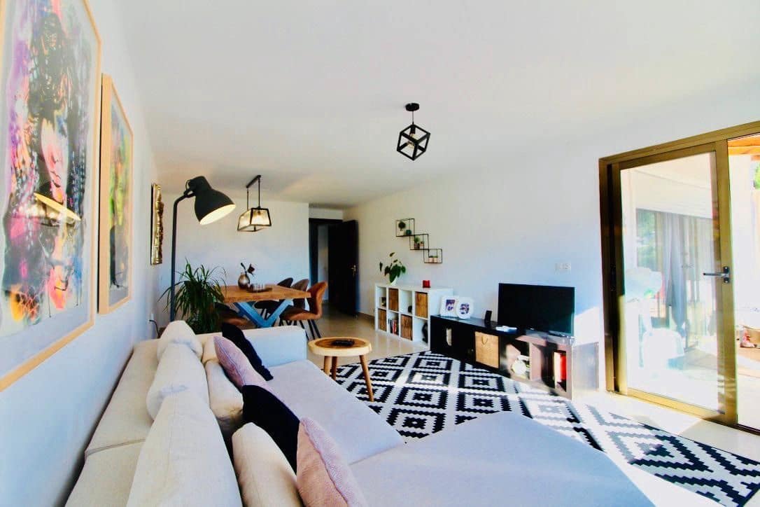 2 chambre Appartement à vendre à Santa Eulalia / Santa Eularia avec piscine - 490 000 € (Ref: 9891637)