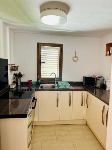 2 soveværelse Lejlighed til salg i Santa Eulalia / Santa Eularia med swimmingpool - € 490.000 (Ref: 9891637)