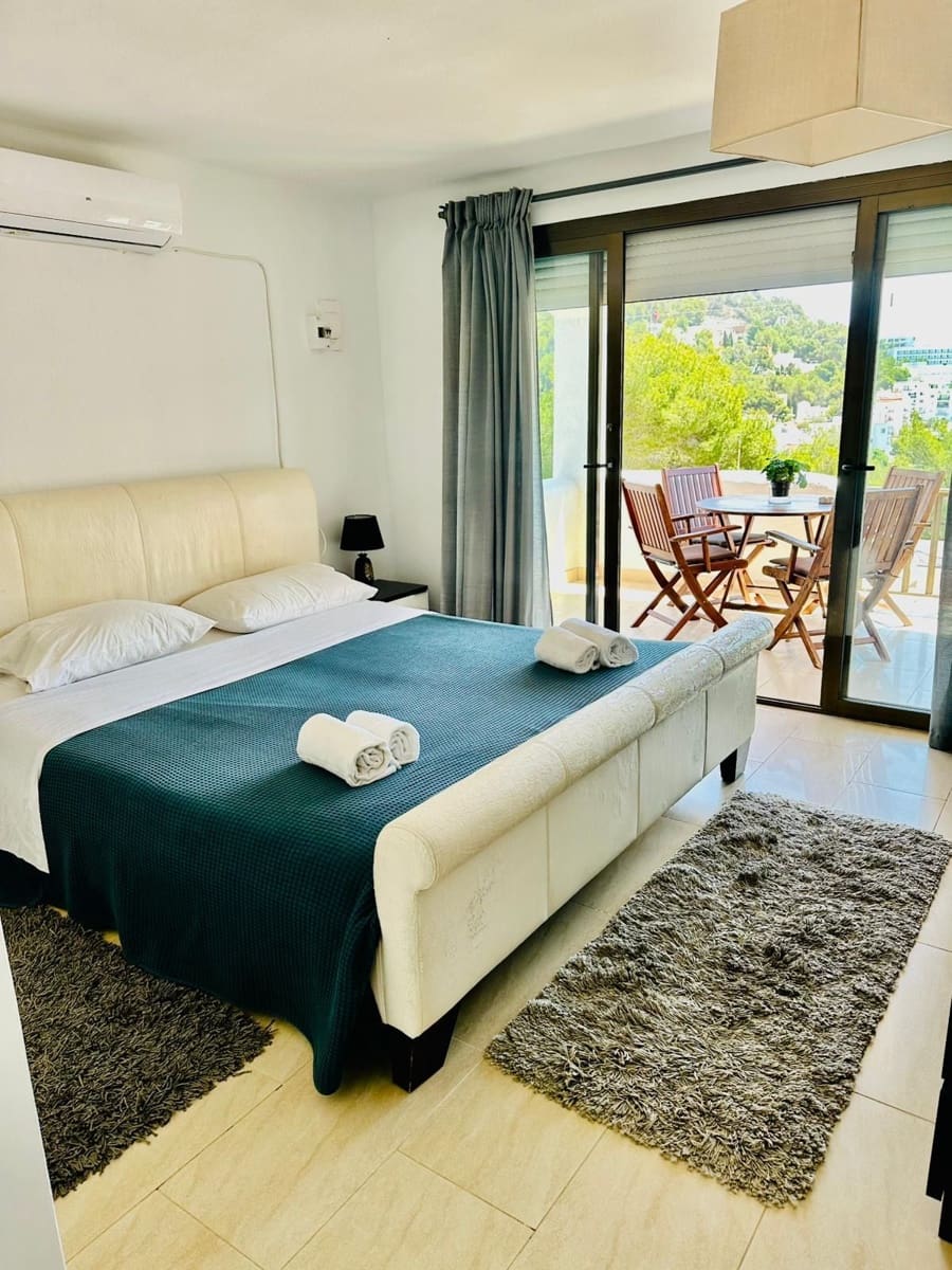 2 chambre Appartement à vendre à Santa Eulalia / Santa Eularia avec piscine - 490 000 € (Ref: 9891637)