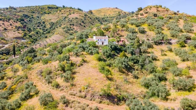 Finca/Casa Rural de 6 habitaciones en Colmenar en venta con garaje - 395.000 € (Ref: 9893691)
