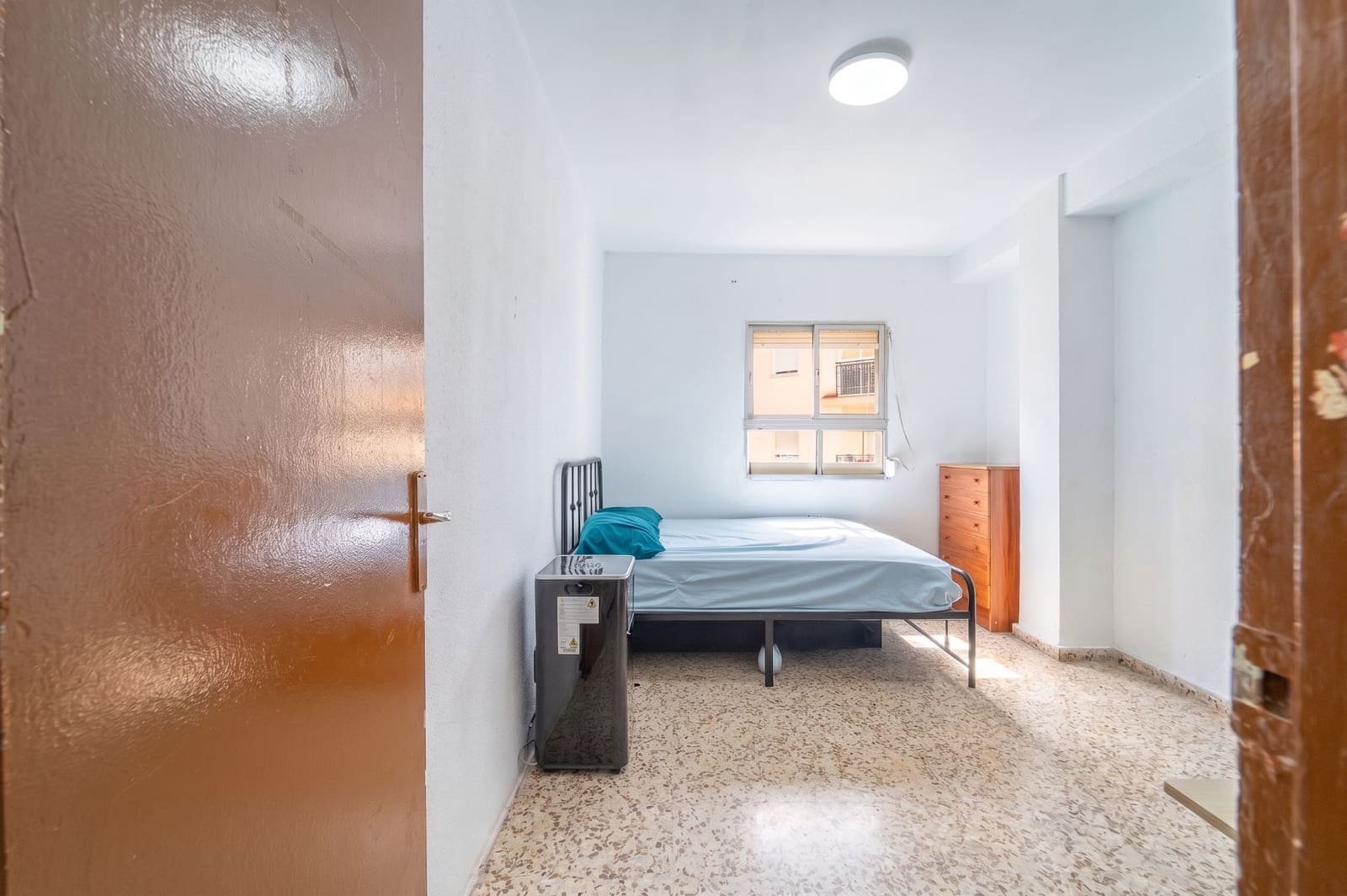Piso de 3 habitaciones en Málaga ciudad en venta - 196.250 € (Ref: 9893692)