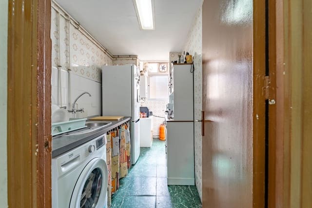3 sovrum Lägenhet till salu i Málaga stad - 196 250 € (Ref: 9893692)