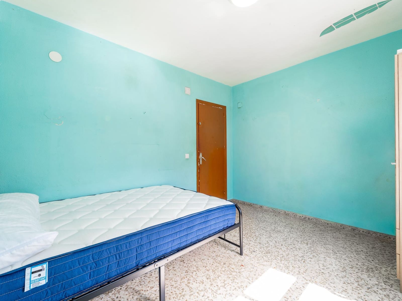 Piso de 3 habitaciones en Málaga ciudad en venta - 196.250 € (Ref: 9893692)