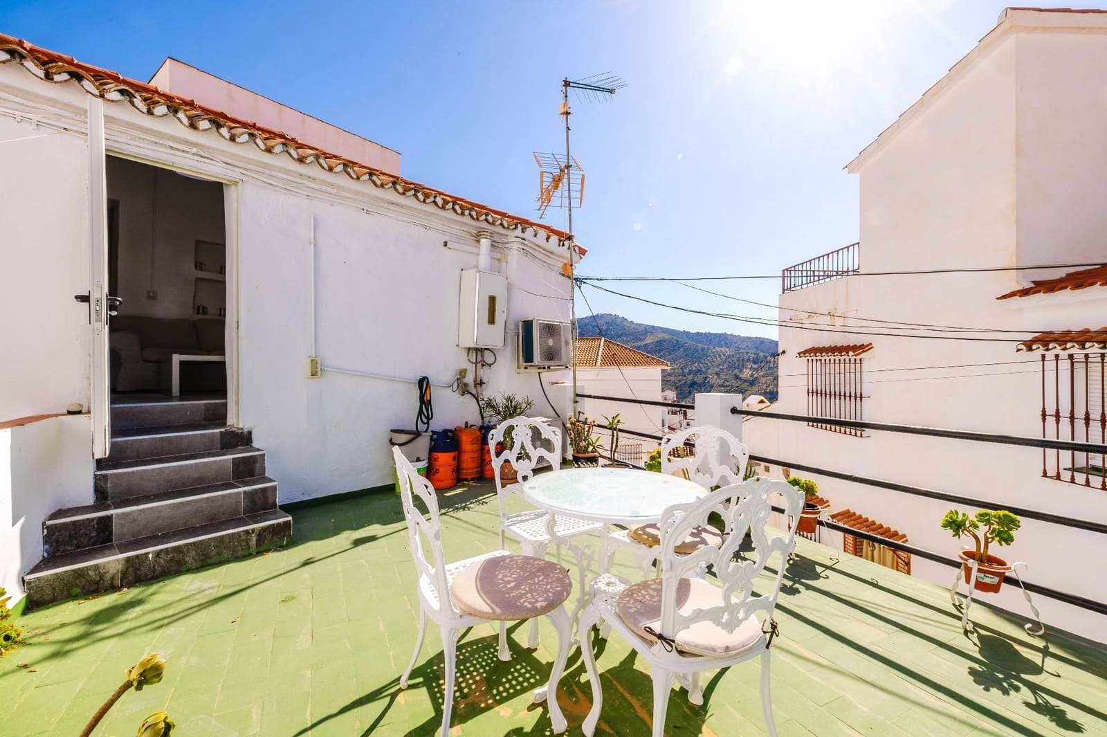 2 makuuhuone Huvila myytävänä paikassa Malaga kaupunki - 195 000 € (Ref: 9893693)