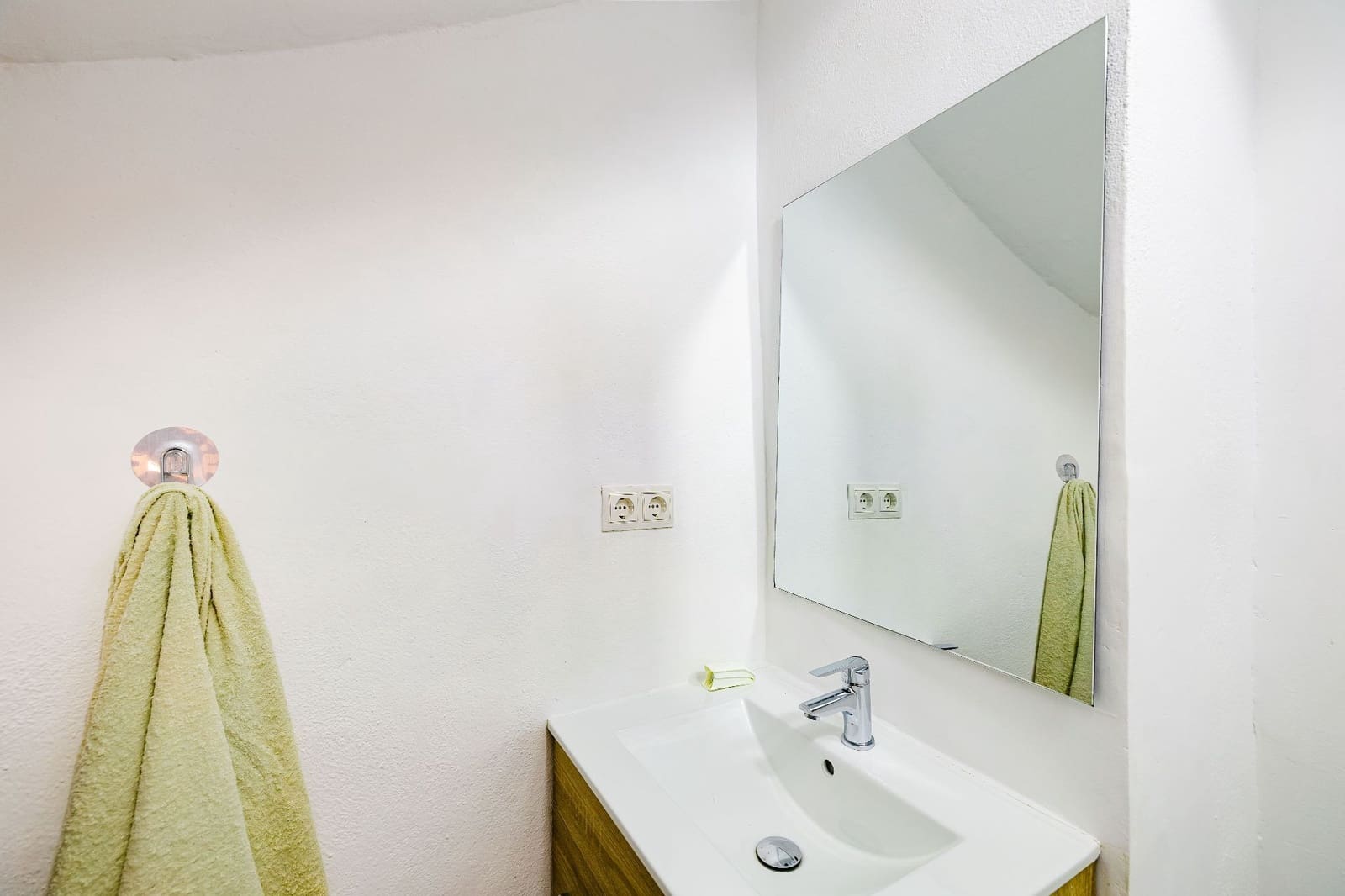 2 makuuhuone Huvila myytävänä paikassa Malaga kaupunki - 195 000 € (Ref: 9893693)
