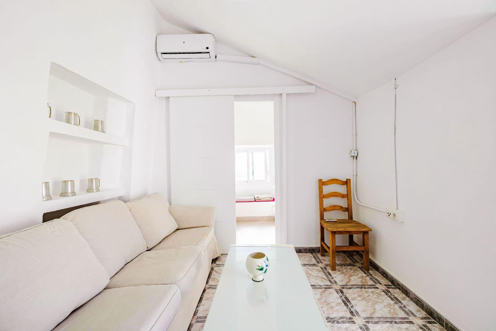 2 makuuhuone Huvila myytävänä paikassa Malaga kaupunki - 195 000 € (Ref: 9893693)