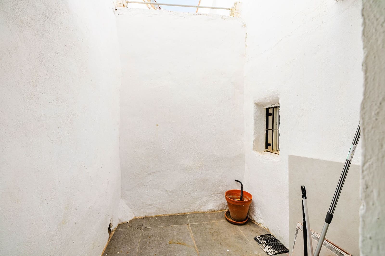 2 makuuhuone Huvila myytävänä paikassa Malaga kaupunki - 195 000 € (Ref: 9893693)