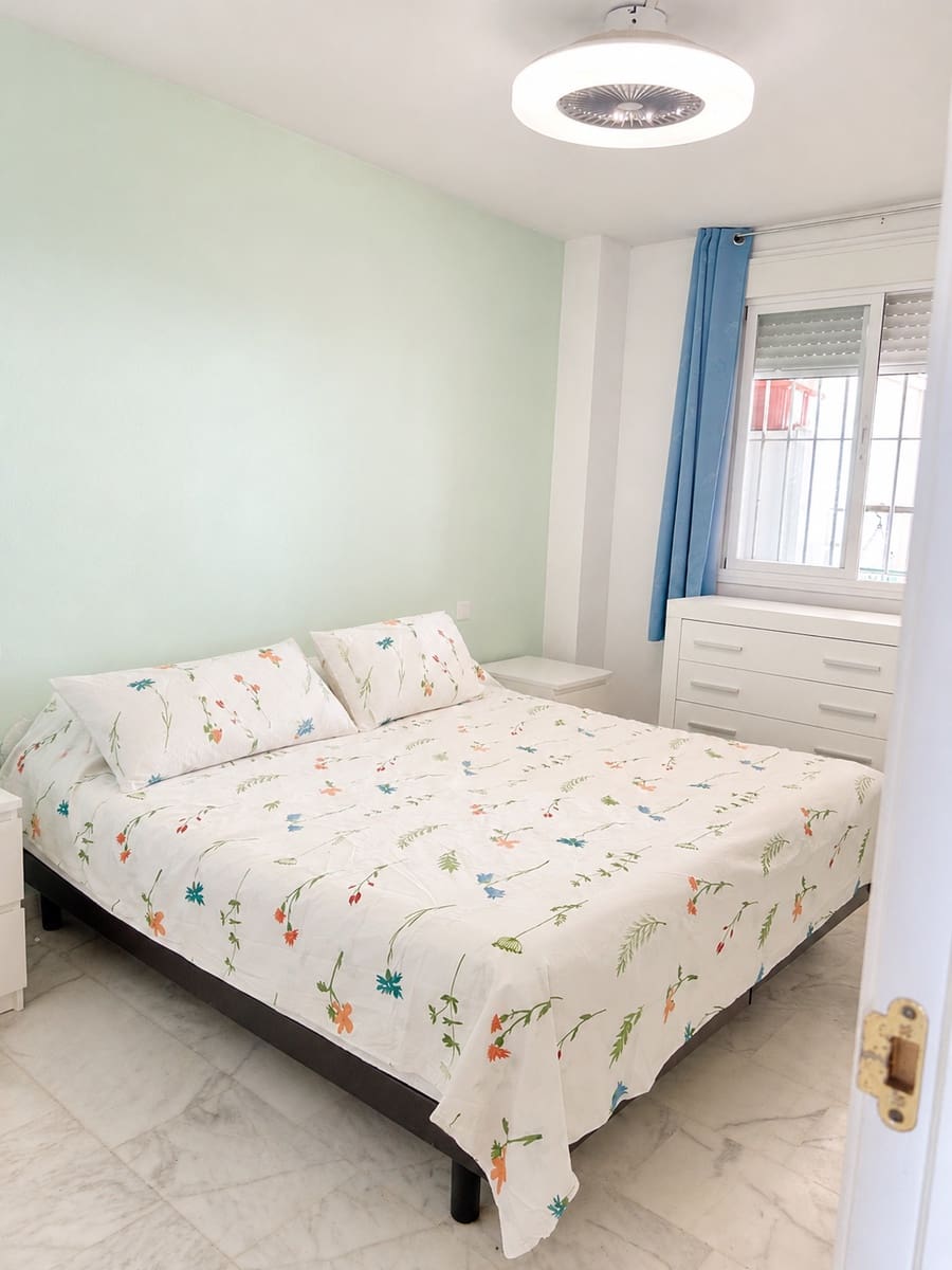 2 sovrum Lägenhet till salu i Marbella med garage - 245 000 € (Ref: 9893694)