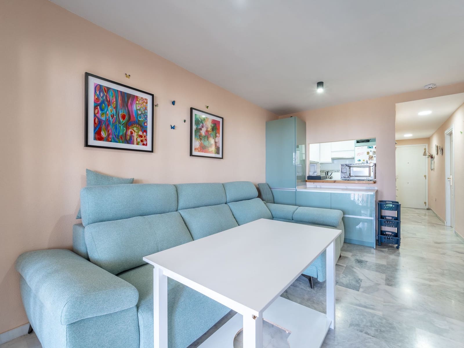 2 bedroom Flat for sale in Marbella with garage - € 240,000 (Ref: 9893694)
