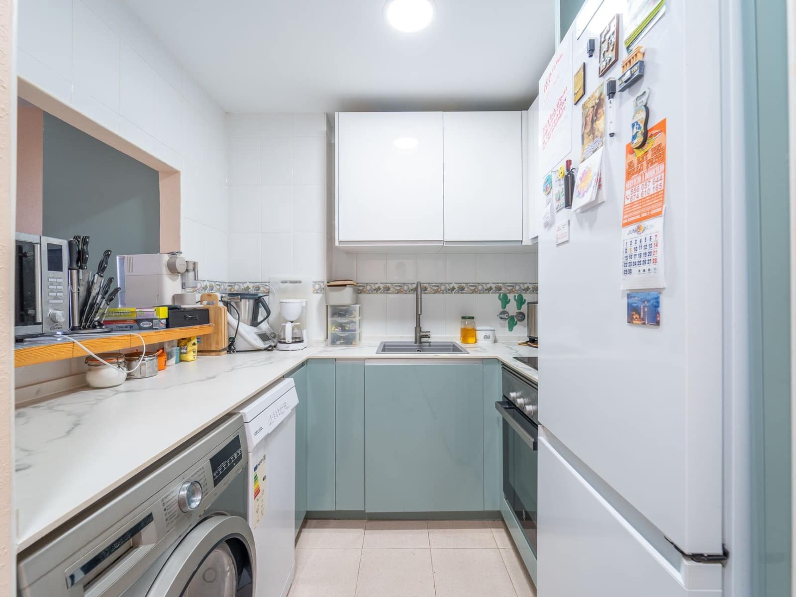2 bedroom Flat for sale in Marbella with garage - € 240,000 (Ref: 9893694)