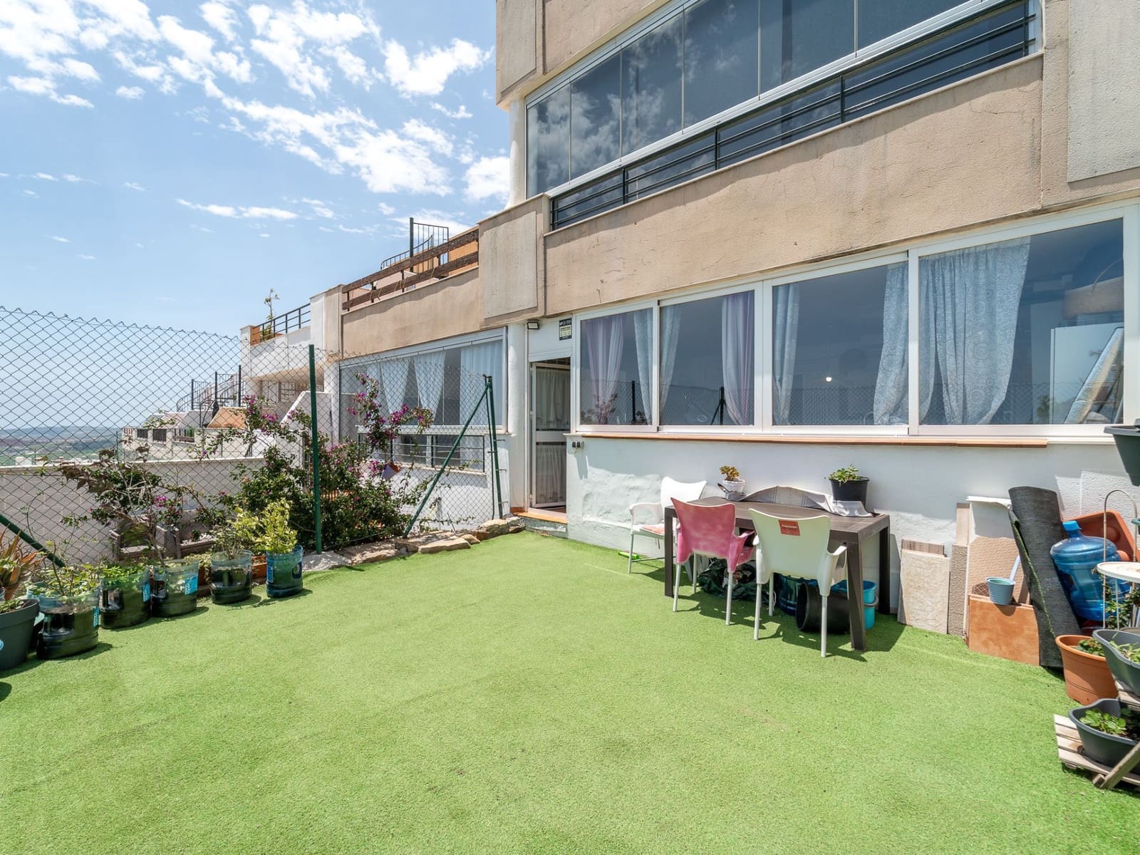 2 bedroom Flat for sale in Marbella with garage - € 240,000 (Ref: 9893694)