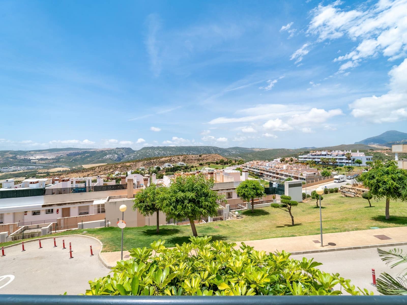 2 bedroom Flat for sale in Marbella with garage - € 240,000 (Ref: 9893694)