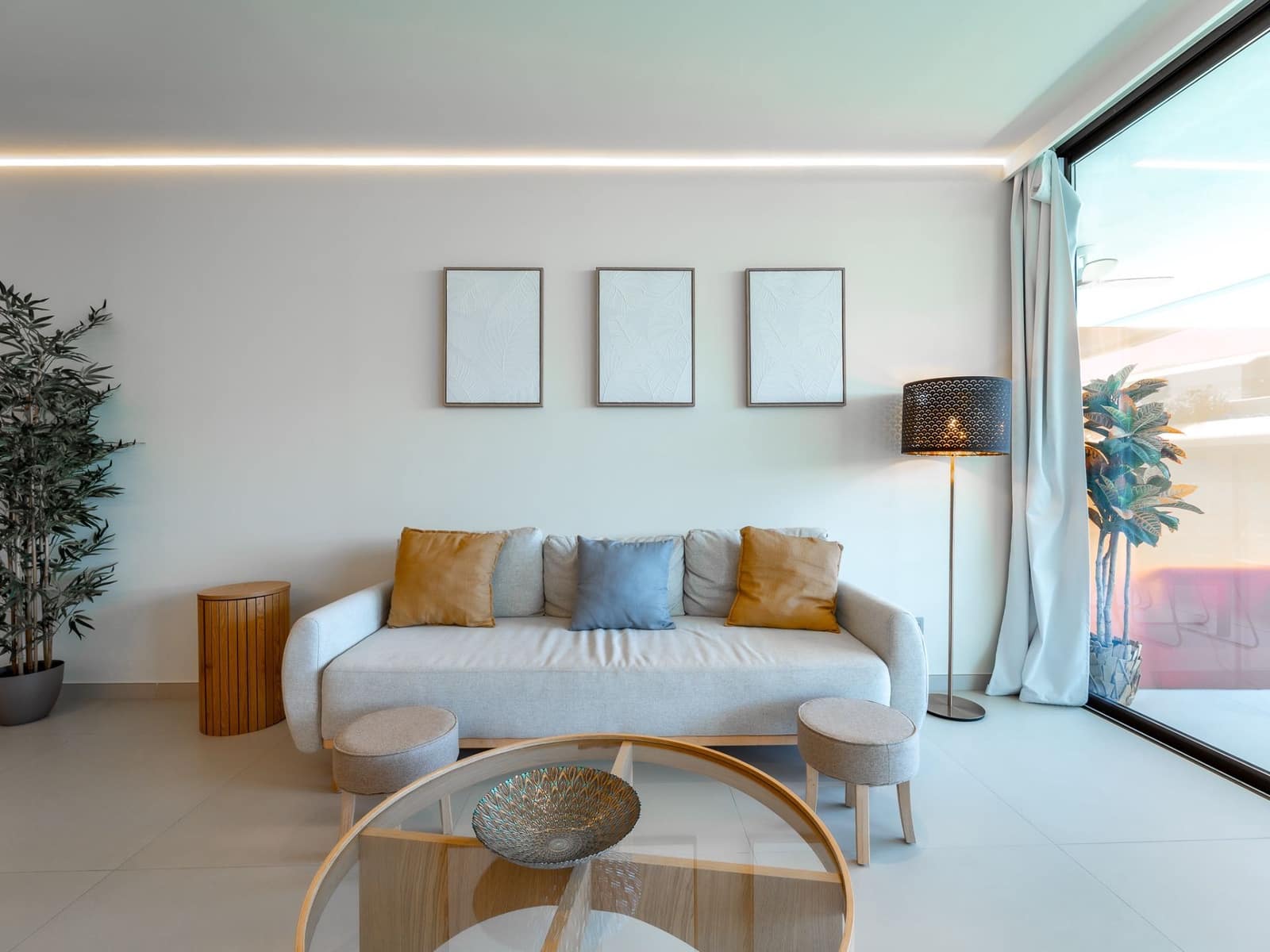 2 soveværelse Lejlighed til salg i Fuengirola med garage - € 599.990 (Ref: 9893695)