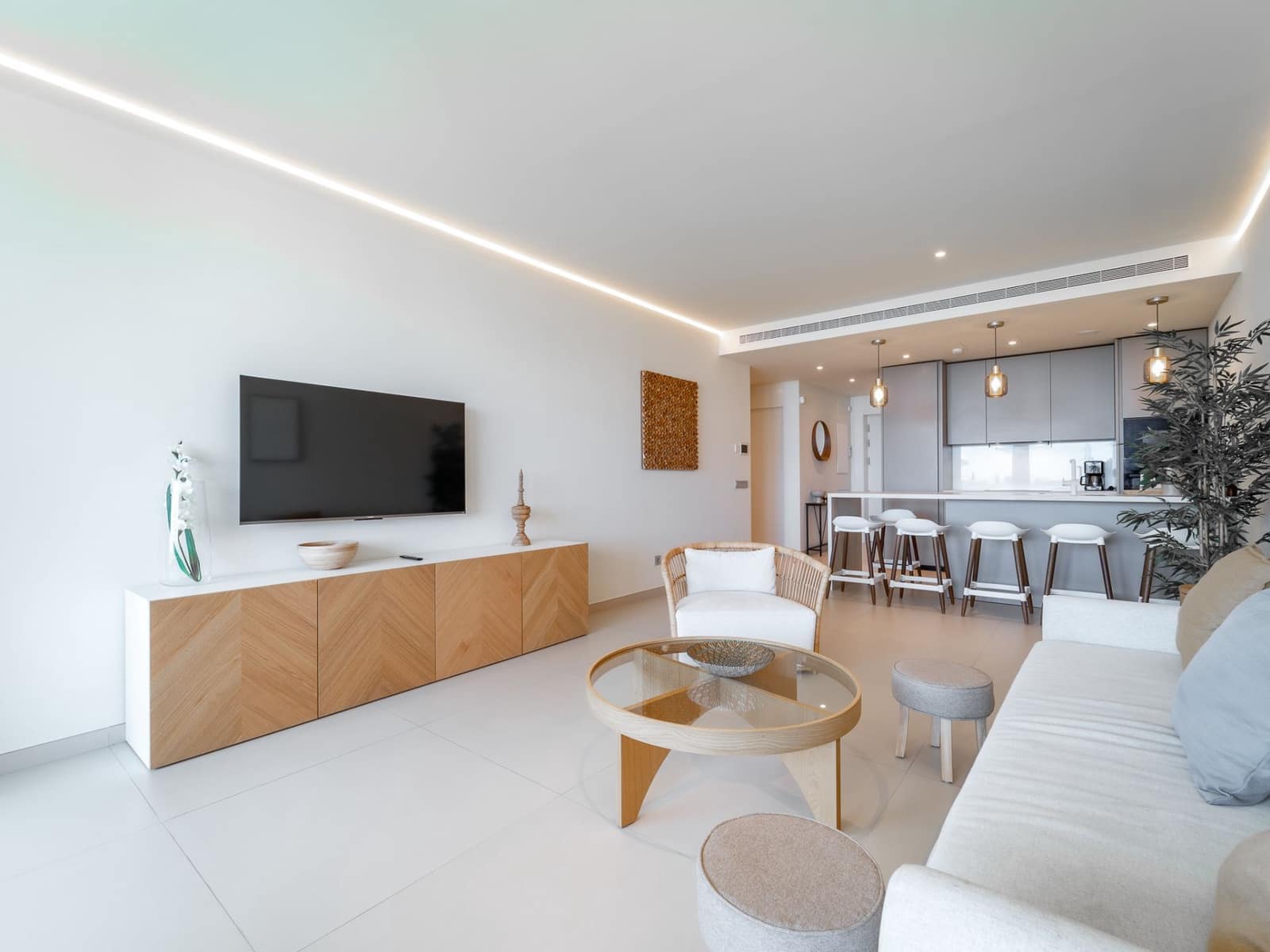 2 soveværelse Lejlighed til salg i Fuengirola med garage - € 599.990 (Ref: 9893695)