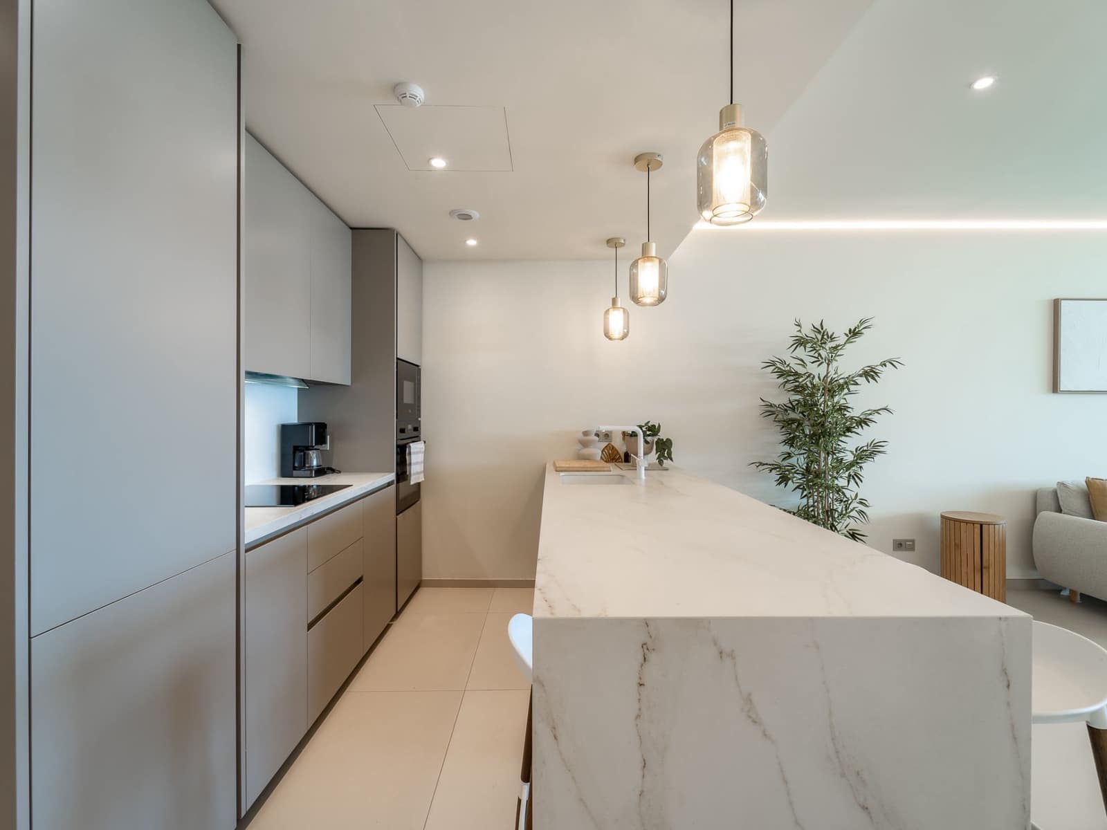 2 soveværelse Lejlighed til salg i Fuengirola med garage - € 599.990 (Ref: 9893695)