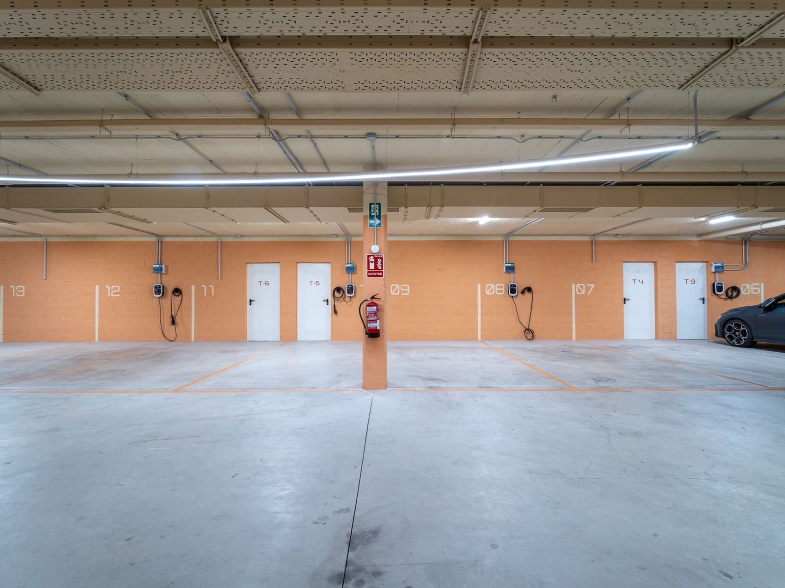 2 soveværelse Lejlighed til salg i Fuengirola med garage - € 599.990 (Ref: 9893695)