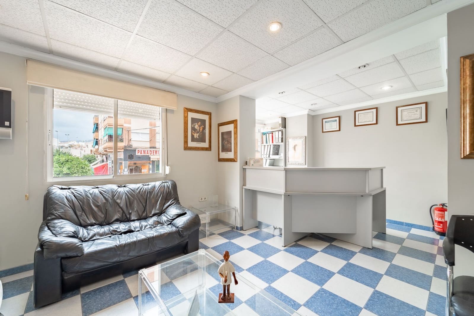 3 bedroom Flat for sale in Velez-Malaga - € 240,000 (Ref: 9895747)