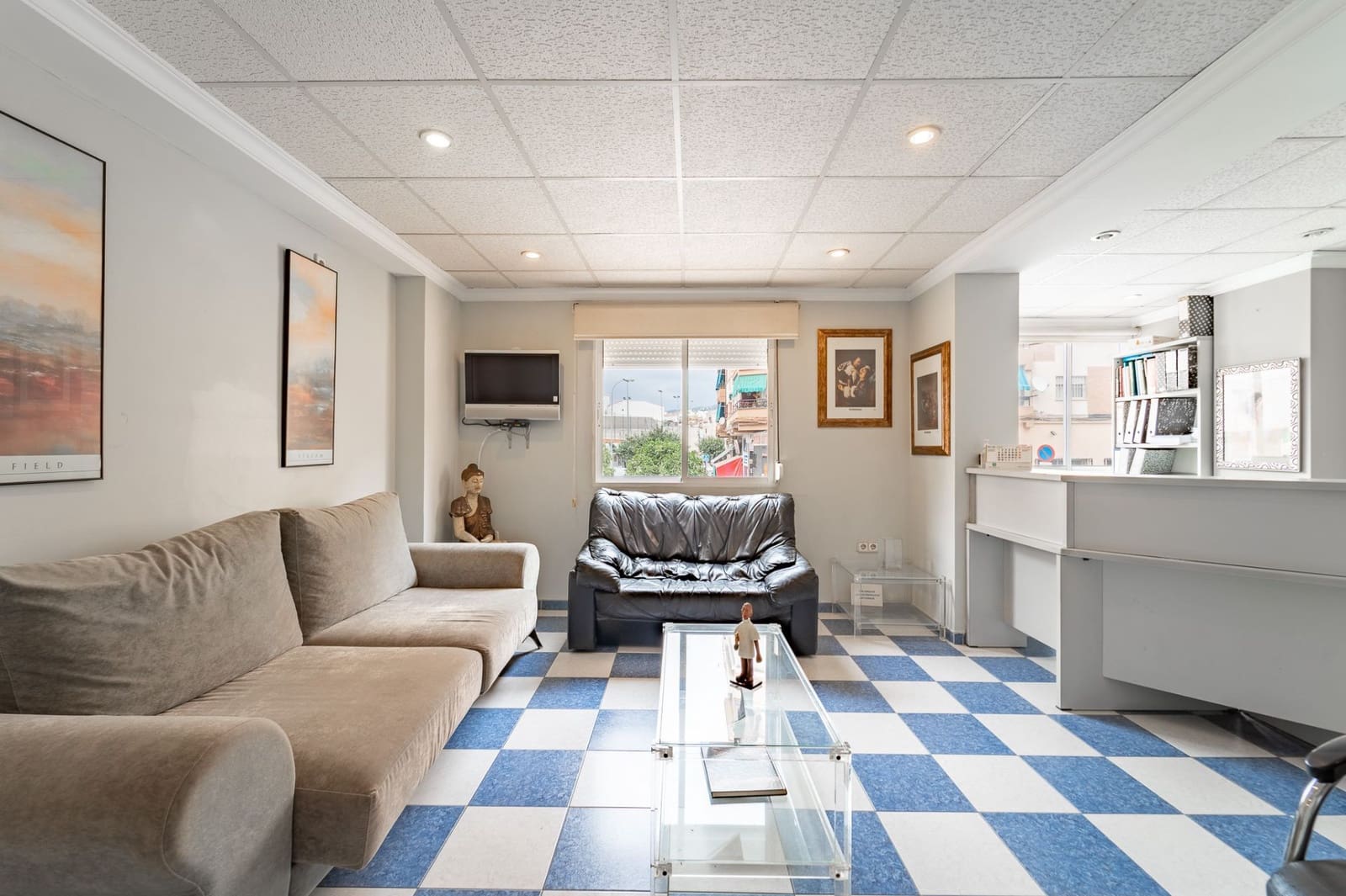 3 bedroom Flat for sale in Velez-Malaga - € 240,000 (Ref: 9895747)