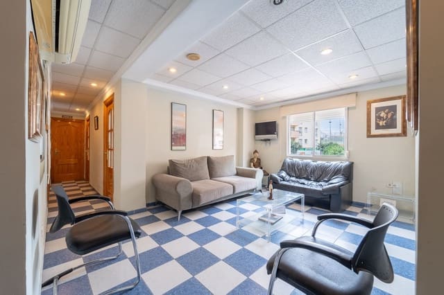 3 soveværelse Lejlighed til salg i Vélez-Málaga - € 240.000 (Ref: 9895747)
