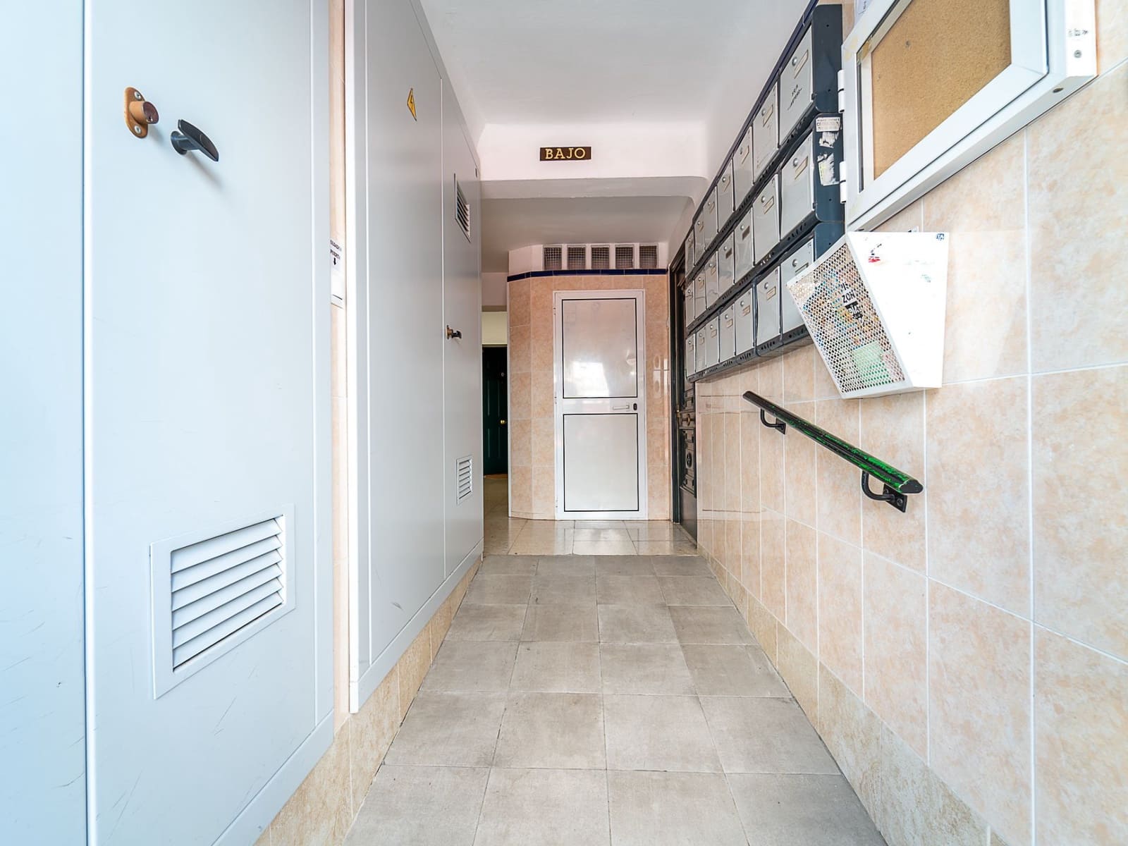 2 slaapkamer Flat te koop in Malaga stad - € 220.000 (Ref: 9895748)