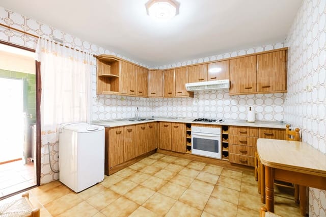 3 Zimmer Doppelhaus zu verkaufen in Málaga Stadt mit Garage - 310.000 € (Ref: 9898696)