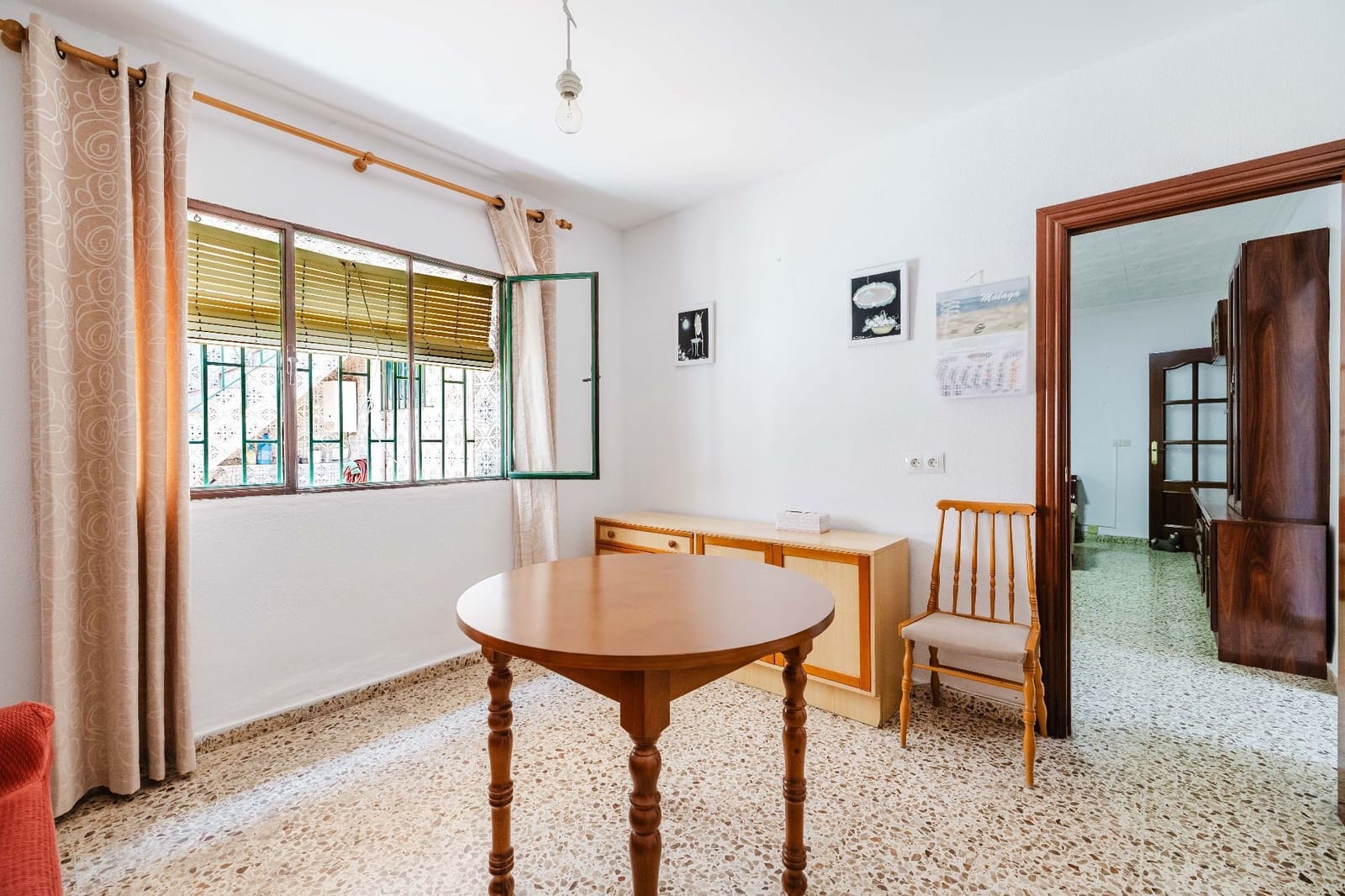3 sypialnia Dom blizniak na sprzedaż w Miasto Malaga z garażem - 310 000 € (Ref: 9898696)