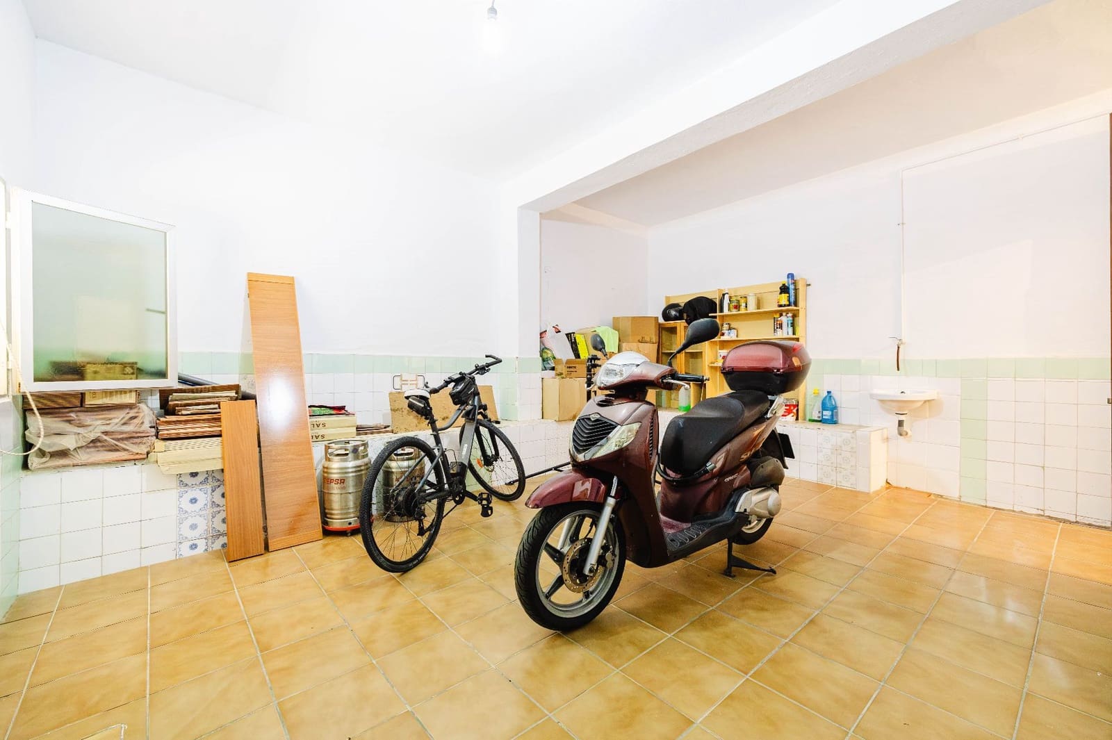 3 sypialnia Dom blizniak na sprzedaż w Miasto Malaga z garażem - 310 000 € (Ref: 9898696)