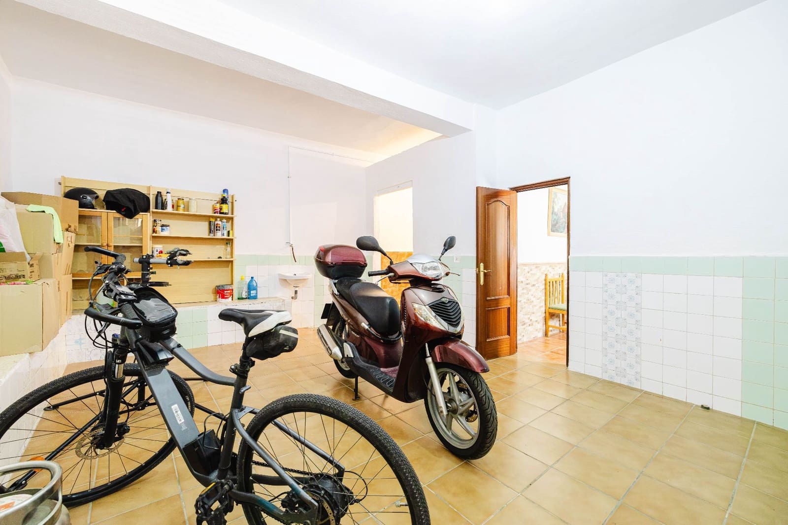 3 sypialnia Dom blizniak na sprzedaż w Miasto Malaga z garażem - 310 000 € (Ref: 9898696)