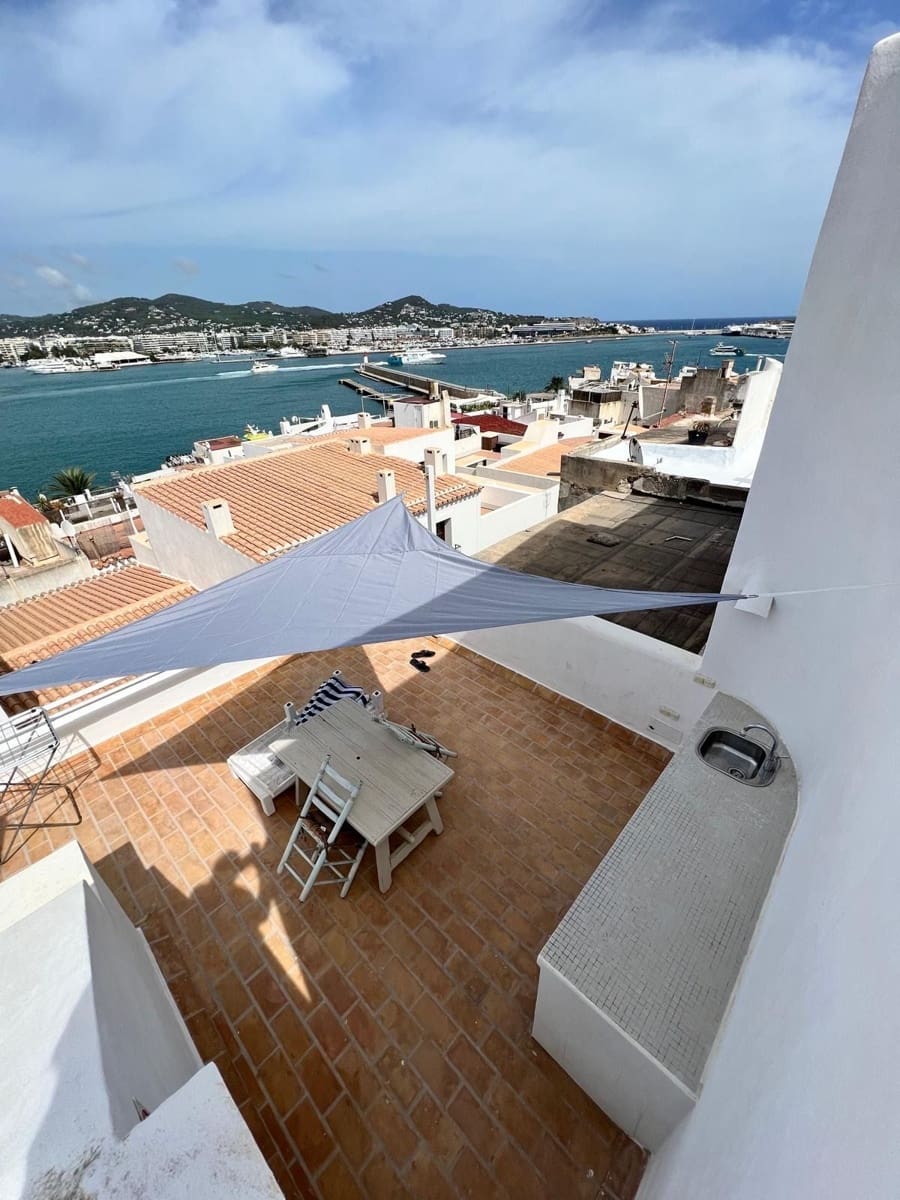 Casa de 1 habitación en Ibiza / Eivissa ciudad en venta - 415.000 € (Ref: 9898698)