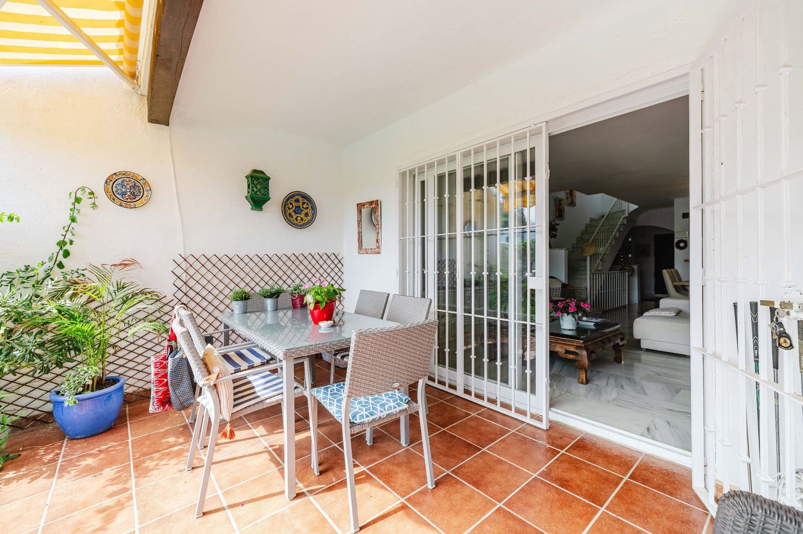 2 quarto Apartamento para venda em Estepona com piscina garagem - 499 000 € (Ref: 9902794)