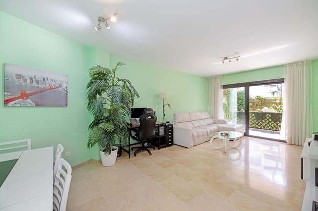 2 soveværelse Lejlighed til salg i Marbella med swimmingpool garage - € 445.000 (Ref: 9919327)