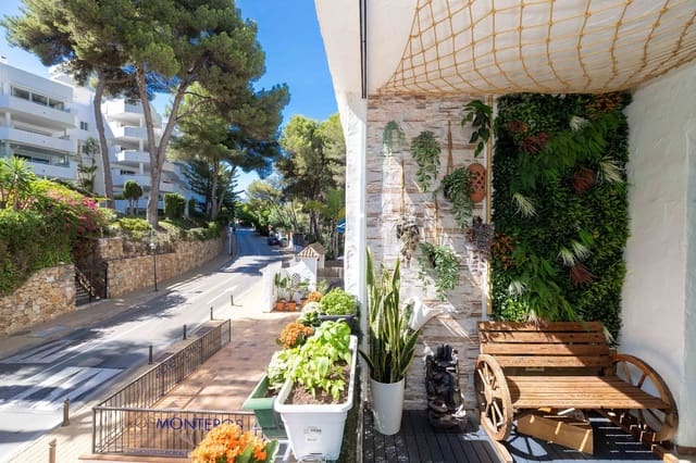 2 soveværelse Lejlighed til salg i Marbella med swimmingpool garage - € 445.000 (Ref: 9919327)